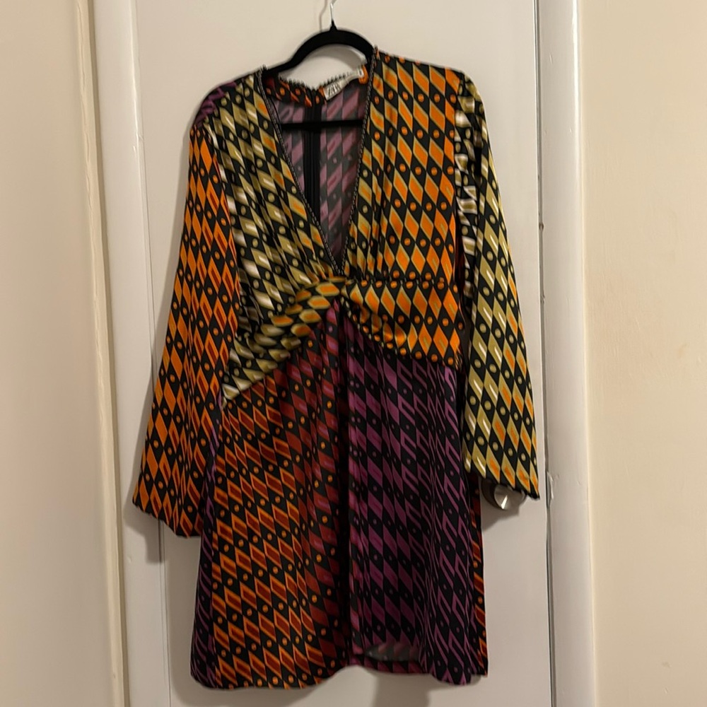 Zara multi color geometric